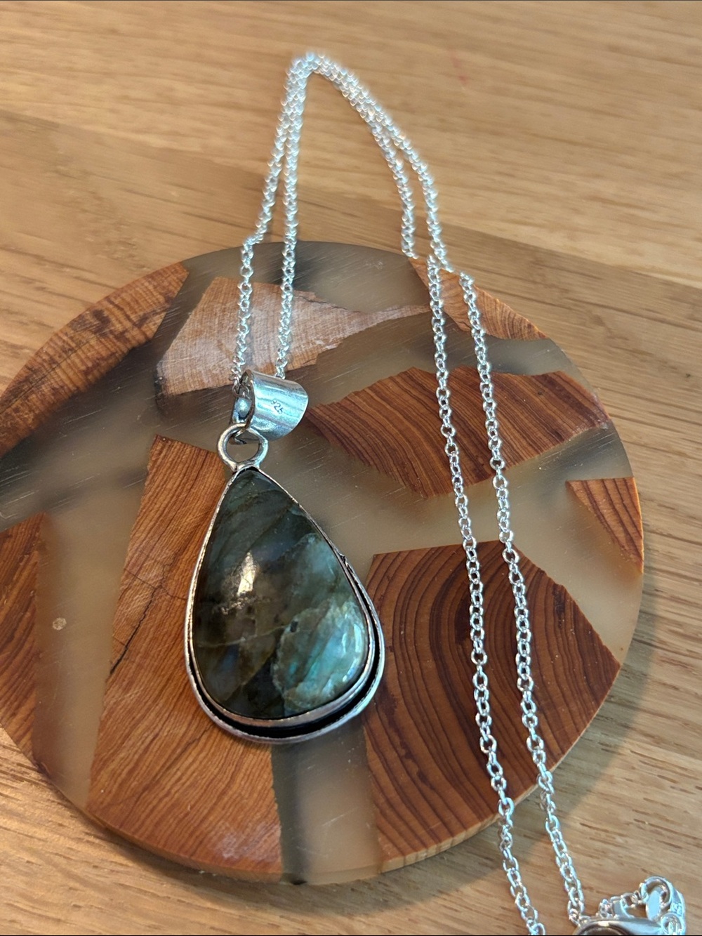 Artesian handcrafted 925 Sterling Silver Labradorite necklace